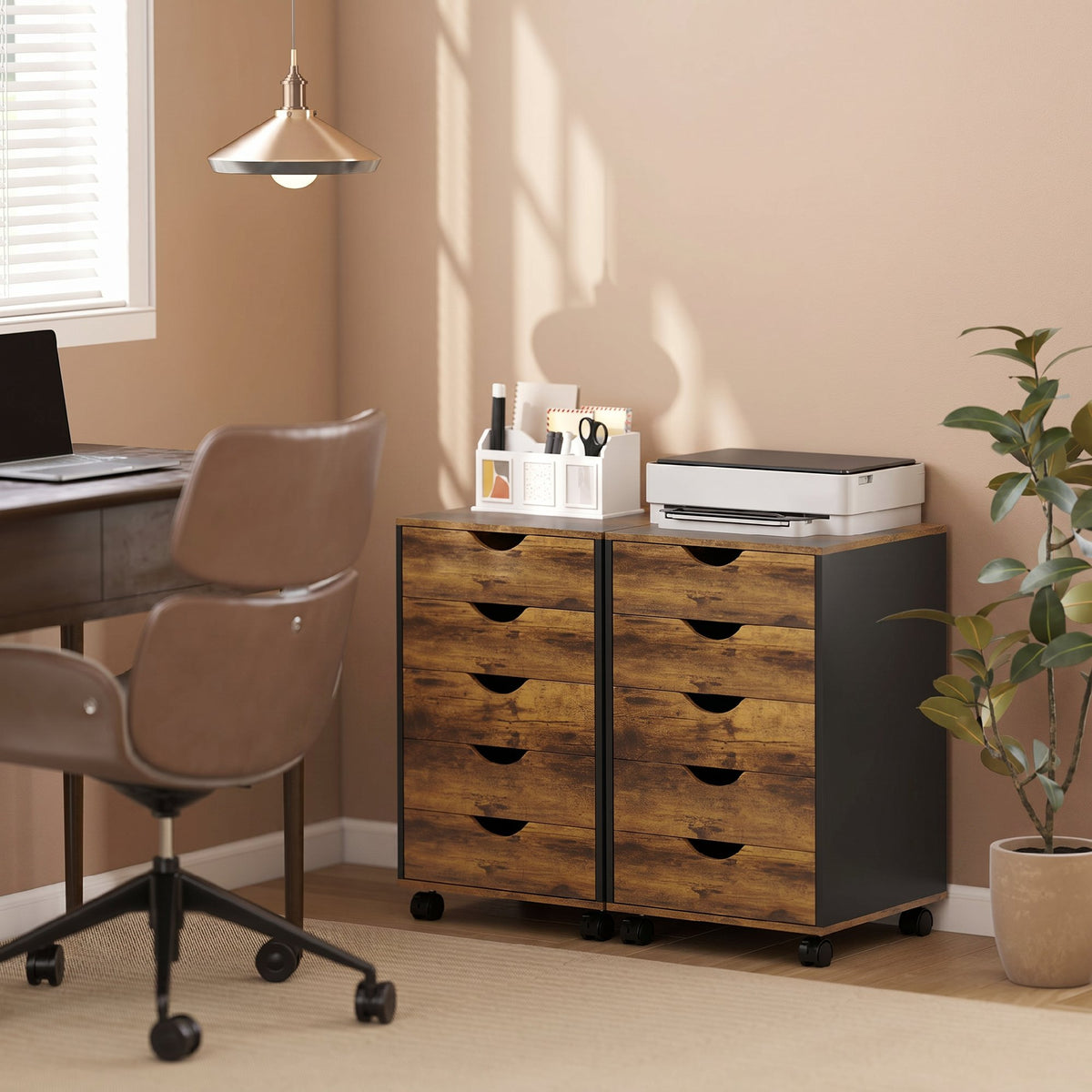 Caisson bureau mobile, meuble rangement sur roulettes avec 5 tiroirs, bois, 40 x 40 x 67 cm, marron