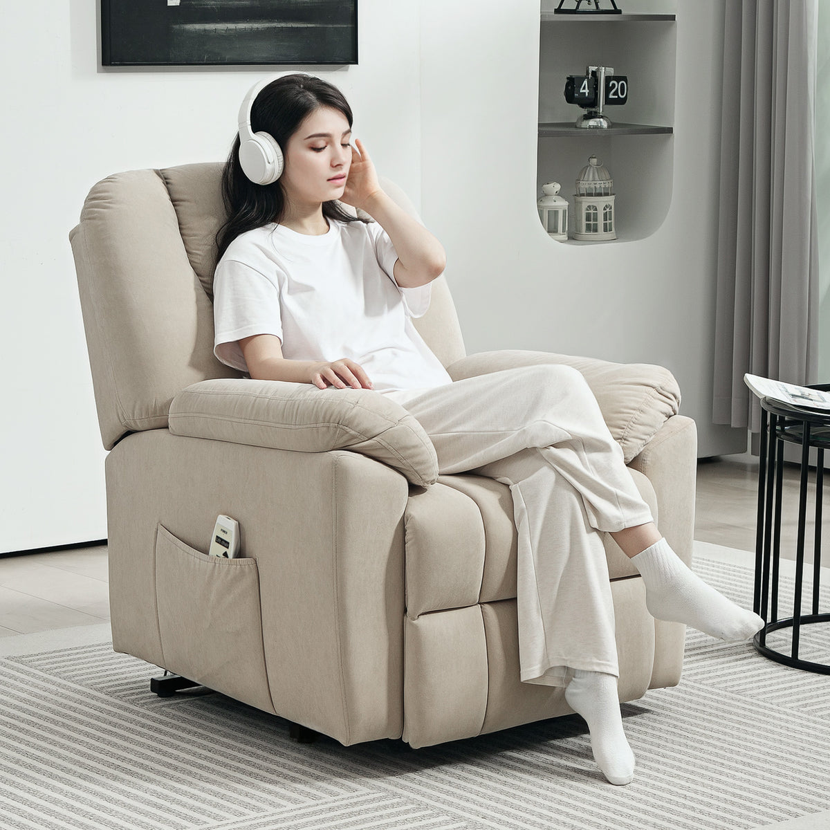 Fauteuil releveur électrique avec fonction massage et chauffage avec dossier inclinable, ports USB, télécommande, beige