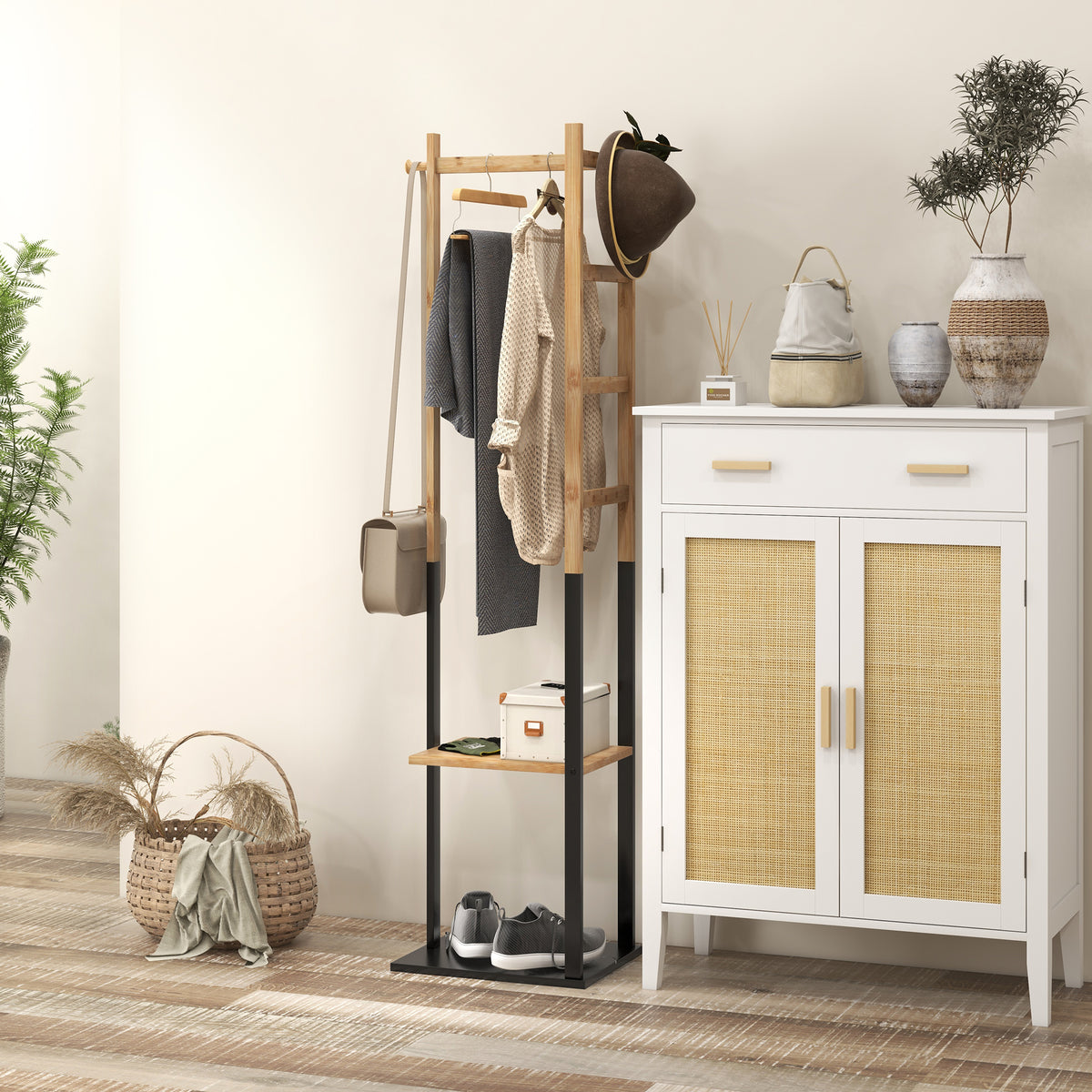 Portant pour vêtements en bambou, Porte-manteau en Bois avec tringle, étagères, patère, 4 barres latérales